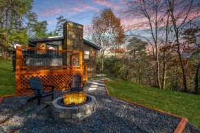 Romantic and Private 1BR HOT TUB Fire Pit